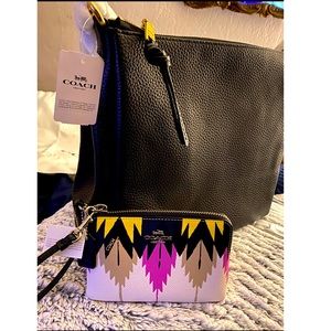 Coach Shay Shoulder Bag -SV Hawk Feather Wristlet